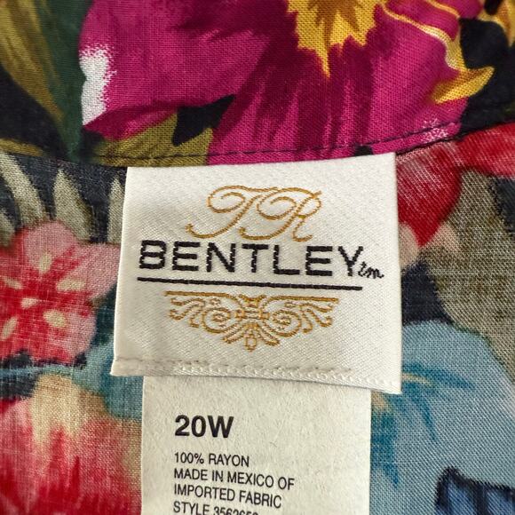 Bentley Women's Floral Button Down Short Sleeve Top Size 20W - Picture 9 of 16